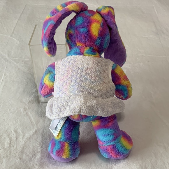Tie dye bunny Build a Bear 2017 - Picture 6 of 10
